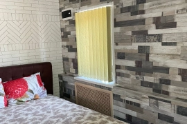 Продается часть дома в центре.