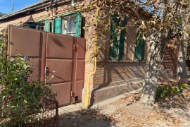 Дом 31 м² на участке 1 сот.